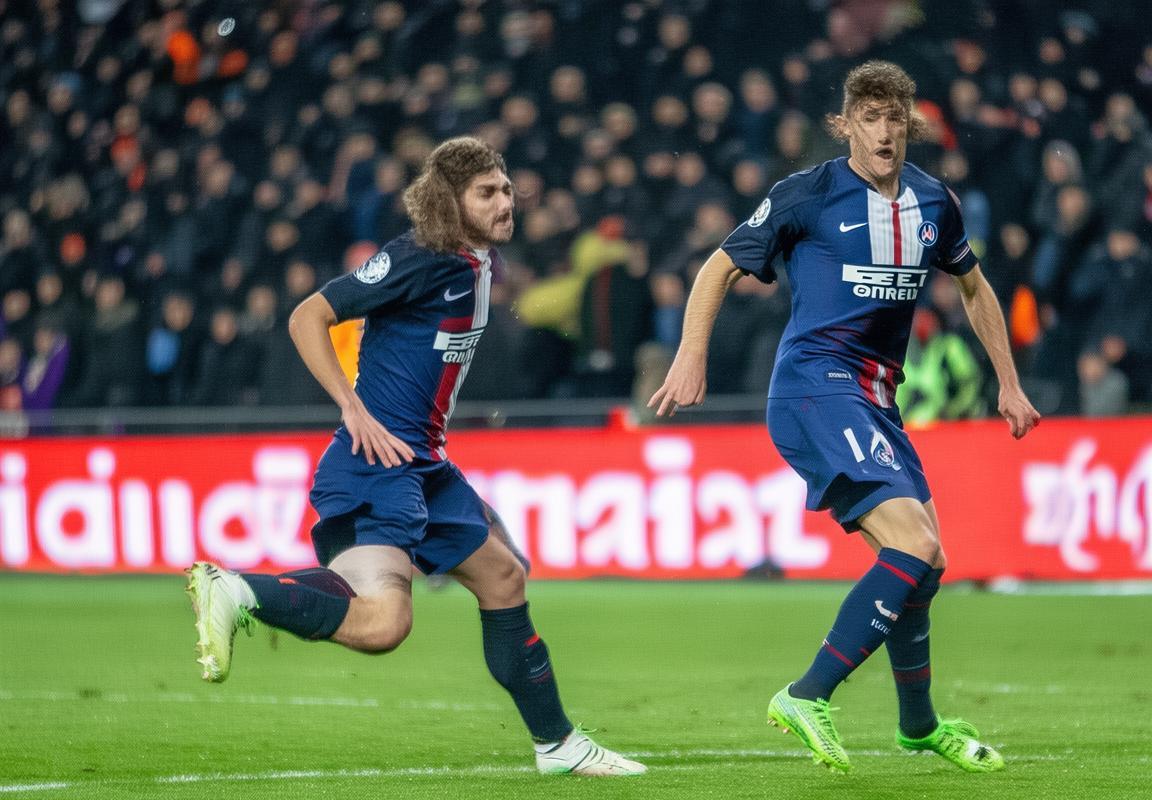 国米0-5惨败大巴黎，劳塔罗哑火，进攻端颗粒无收